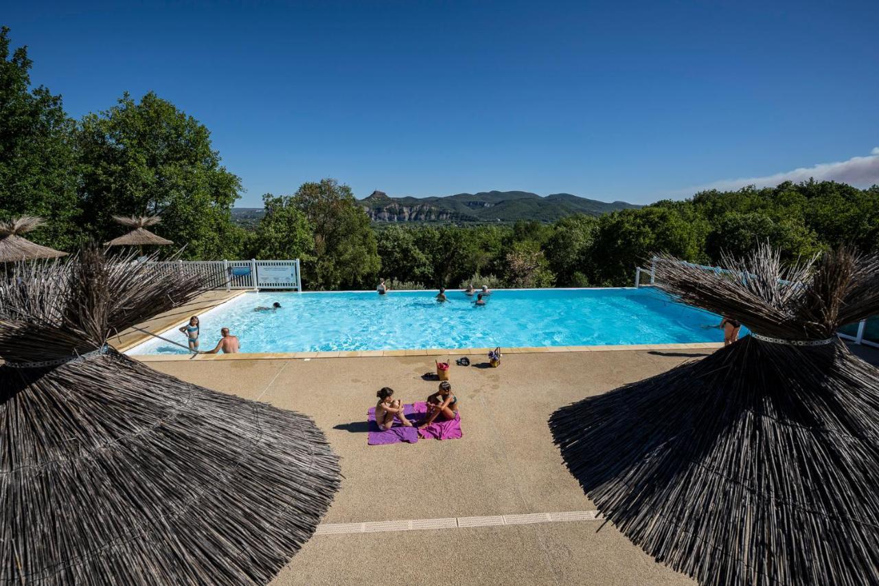 Campingplatz Familiale 3 Etoiles Vue 360 Piscine A Debordement Empl Xxl Labeaume