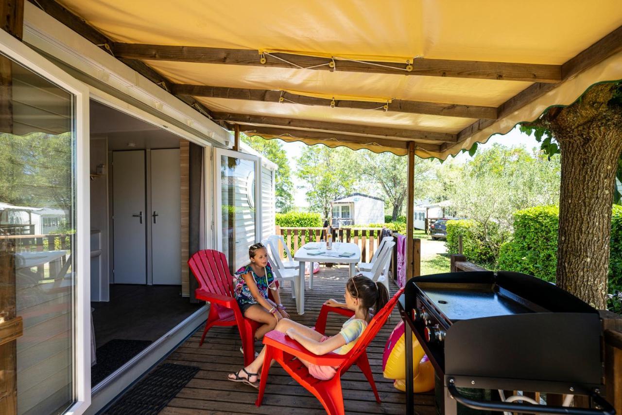 Familiale 3 Etoiles Vue 360 Piscine A Debordement Empl Xxl Campingplatz *